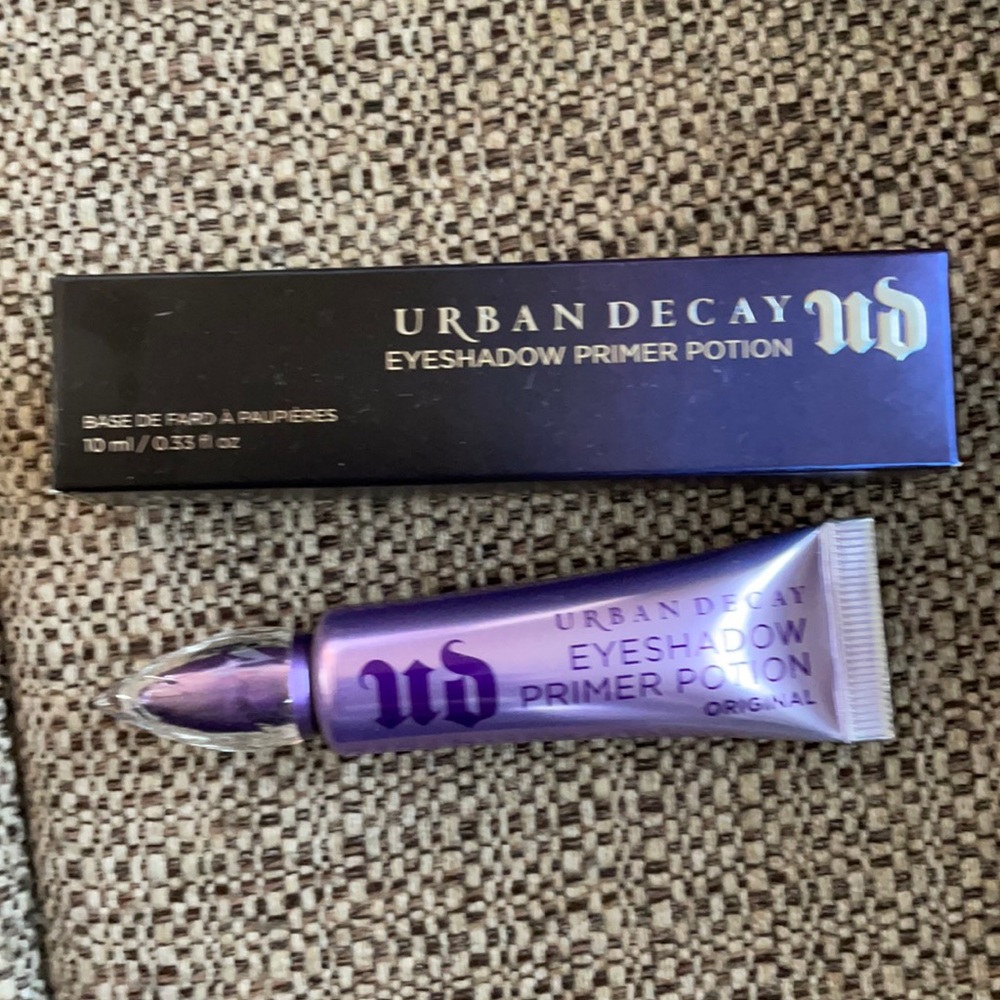 Urban Decay Eyeshadow Potion